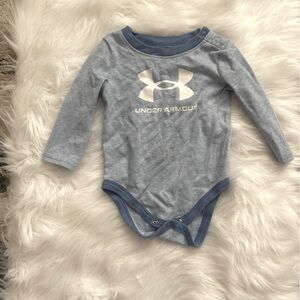 Infants long sleeve onesie